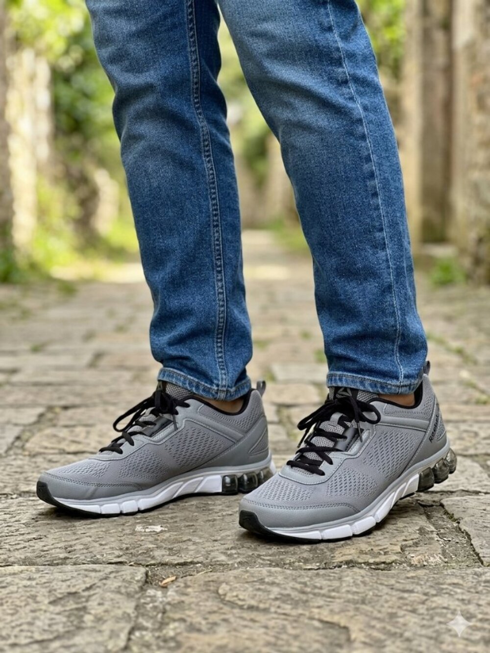 Reebok Men's Jet Dashride Running Sneakers - NWOB